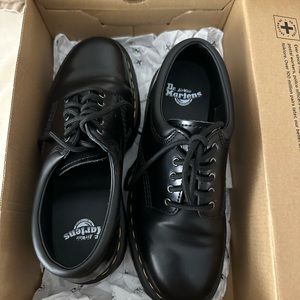 8053 Platform doc martens, US size 9 women’s